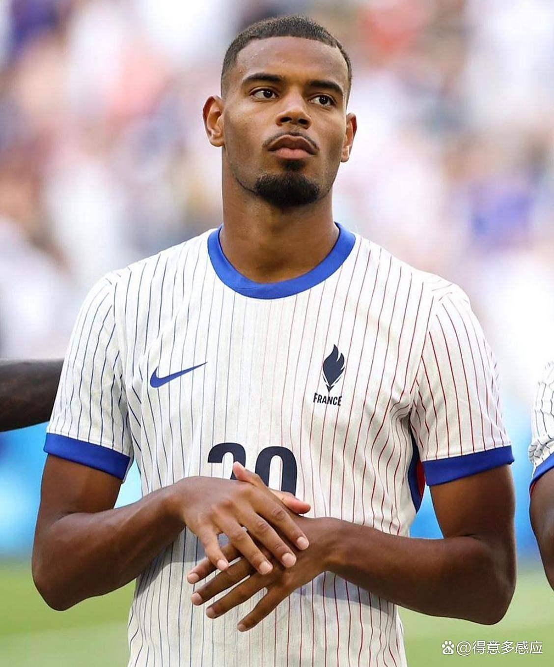 法甲关键时刻再迎强敌,上海久事更衣室发声,主帅态度:引发热议,年轻球员得到机会的简单介绍 法甲关键时刻再迎强敌,上海久事更衣室发声,主帅态度:引发热议,年轻球员得到机会的简单介绍