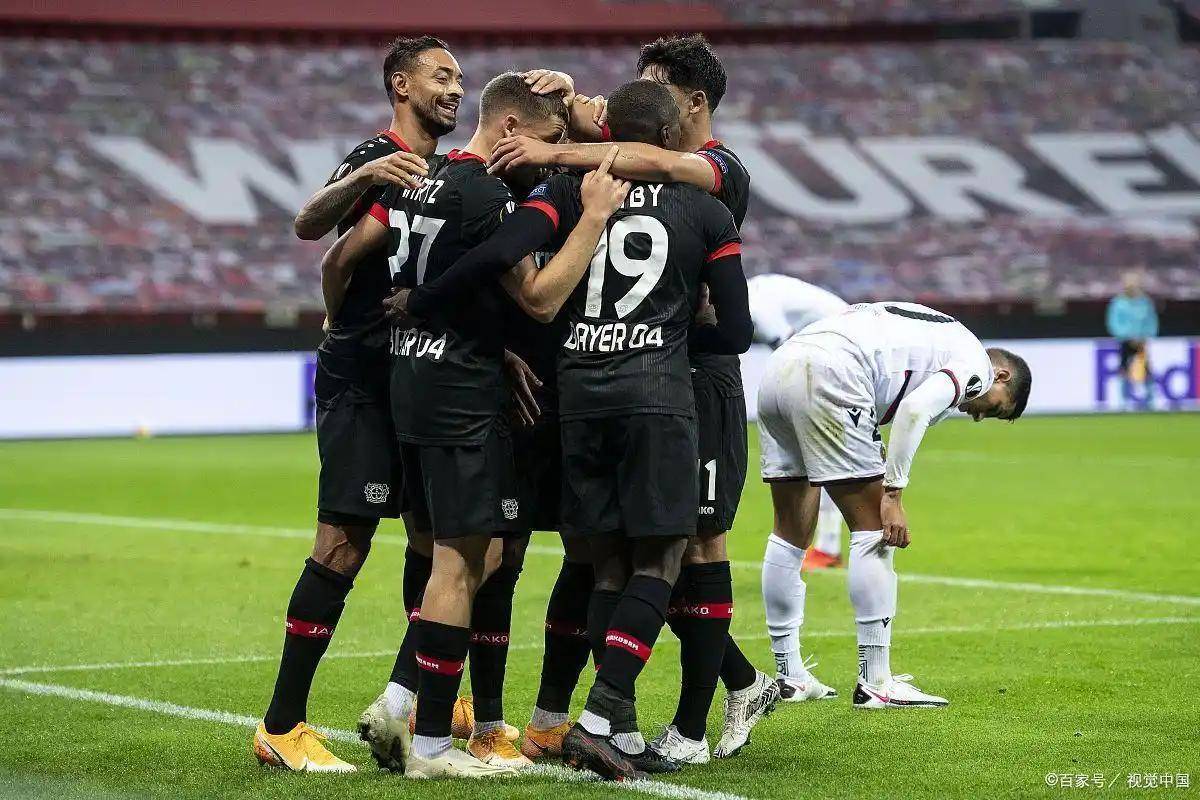 转会期巴黎圣日耳曼防线松动——德甲节点到来，话题不断，阵容厚度经受考验(巴黎圣日耳曼2021阵容)