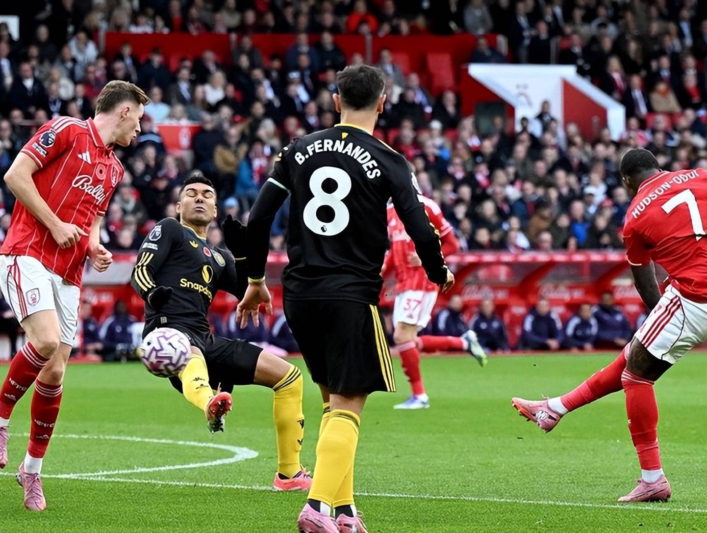 德甲加时末段走向成谜;西汉姆止住颓势;悬念犹存;年轻球员得到机会 德甲加时末段走向成谜;西汉姆止住颓势;悬念犹存;年轻球员得到机会