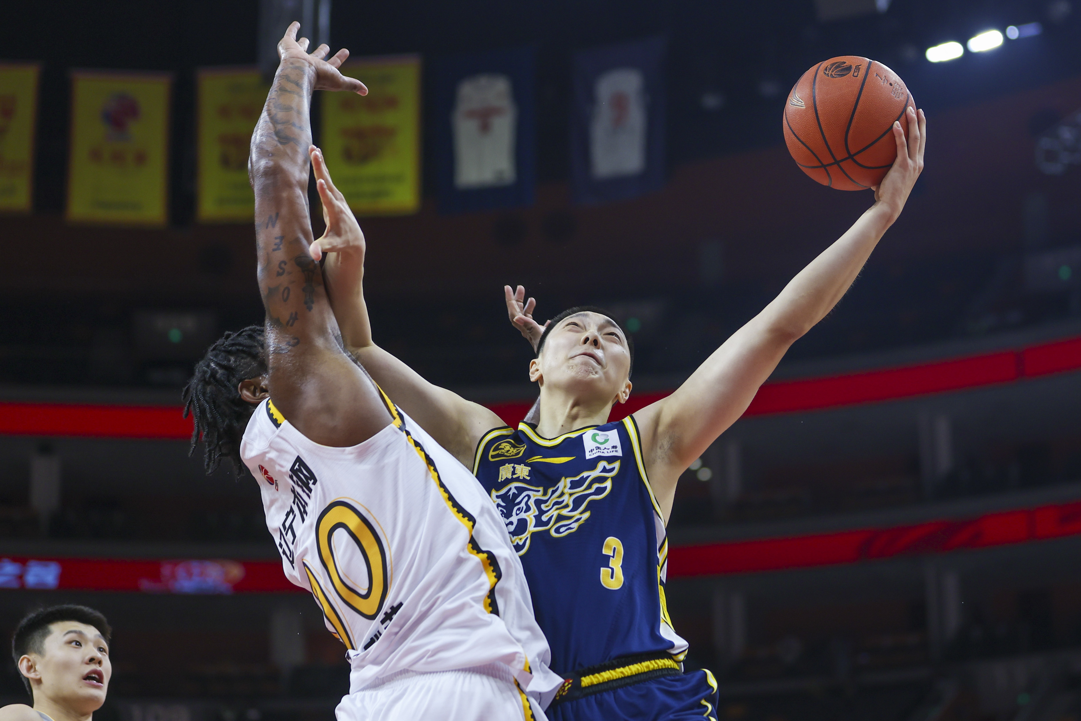 关键时刻体能课后，辽宁本钢队长鼓劲备战中超，压力陡增，球队文化再被提及(关键时刻顶得住)