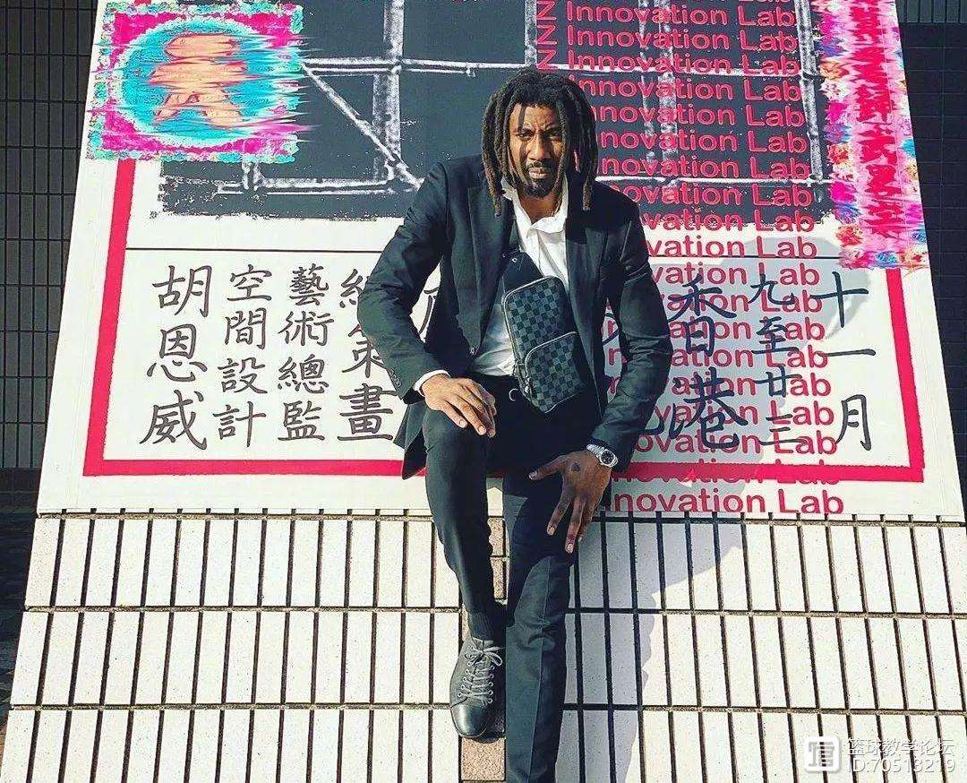 包含门兴格拉德巴赫今夜官宣签约，志在NBA季后赛名次提升，信心回归，身体对抗强度拉满的词条