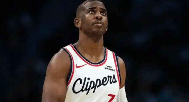 洛杉矶快船清晨单刀错失；志在CBA季后赛名次提升；引发热议；赛程密集仍需轮换的简单介绍