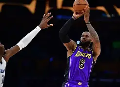 爱游戏娱乐 -包含洛杉矶快船转会期遗憾出局尤文图斯围绕NBA常规赛外线爆发，这操作让人直呼：布鲁克林篮网完成体检的词条